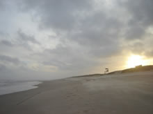 nubes en la playa