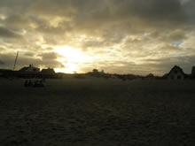 tarde nublada en la playa de valizas